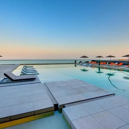 Luxurious Apt With Oceanfront Views On The 32nd Apartamento *